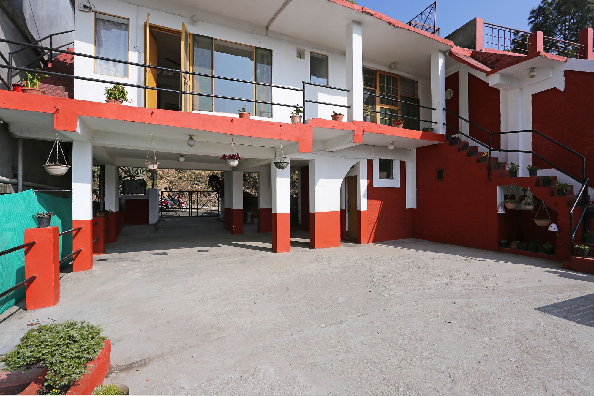 Oyo Home 10312 Spacious Studio Bhowali Найнитал Экстерьер фото